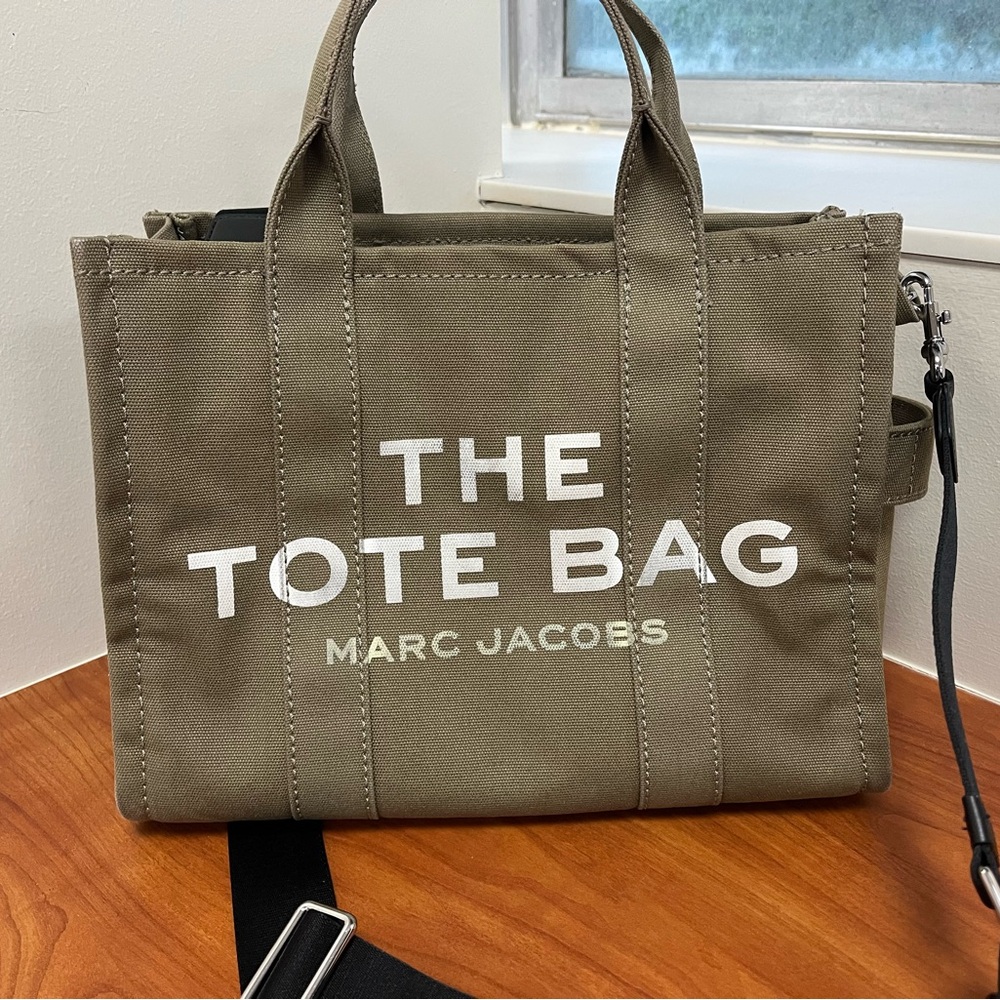 Marc Jacobs Olive Green Tote Bag-medium